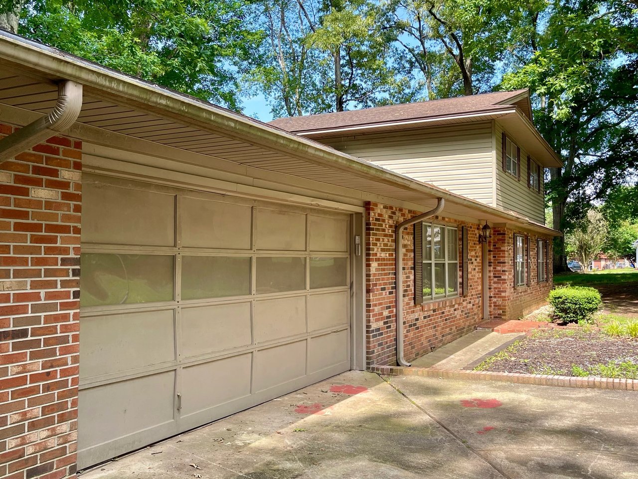 SOLD- Discover Your Dream Home in Lakewood Heights, 318 Hillandale Road, Liberty, SC