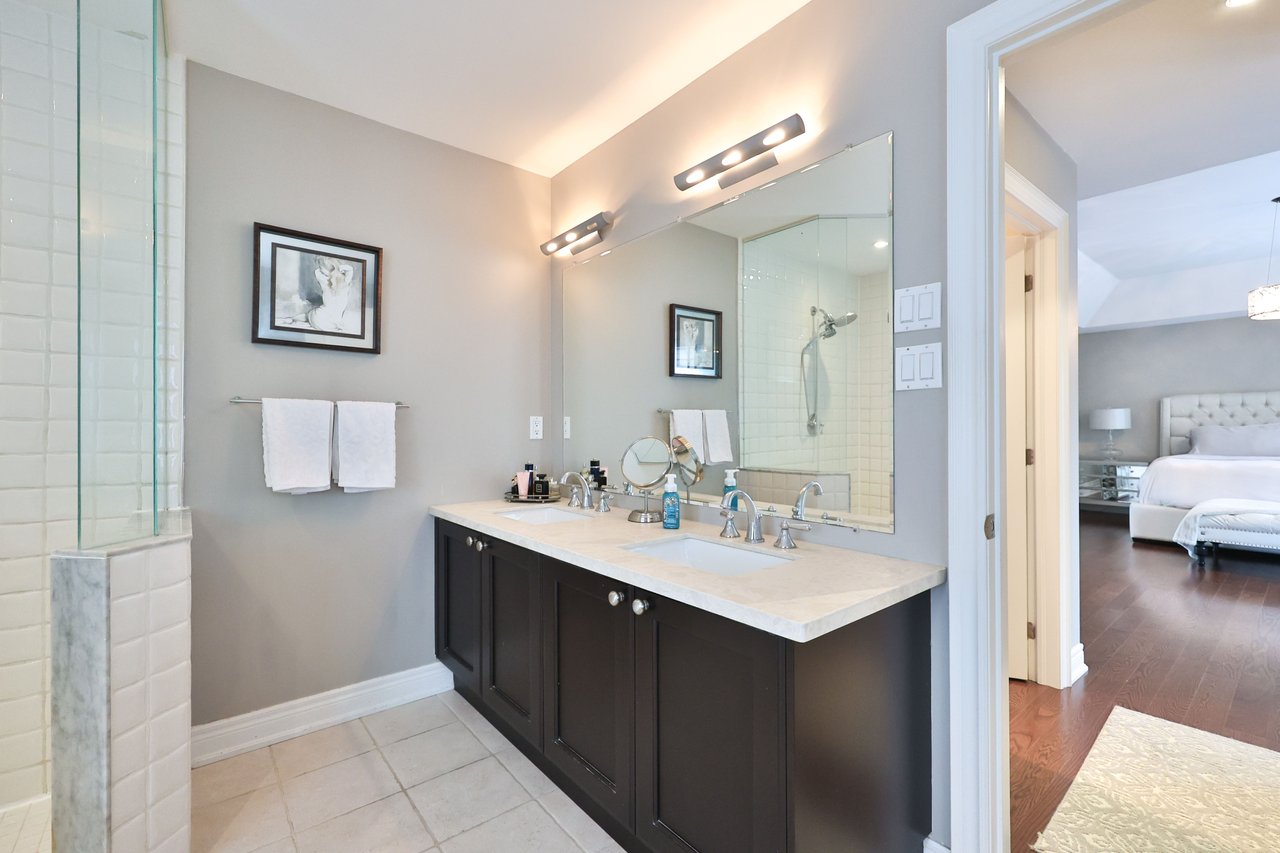 469 Stratford Road, Oakville