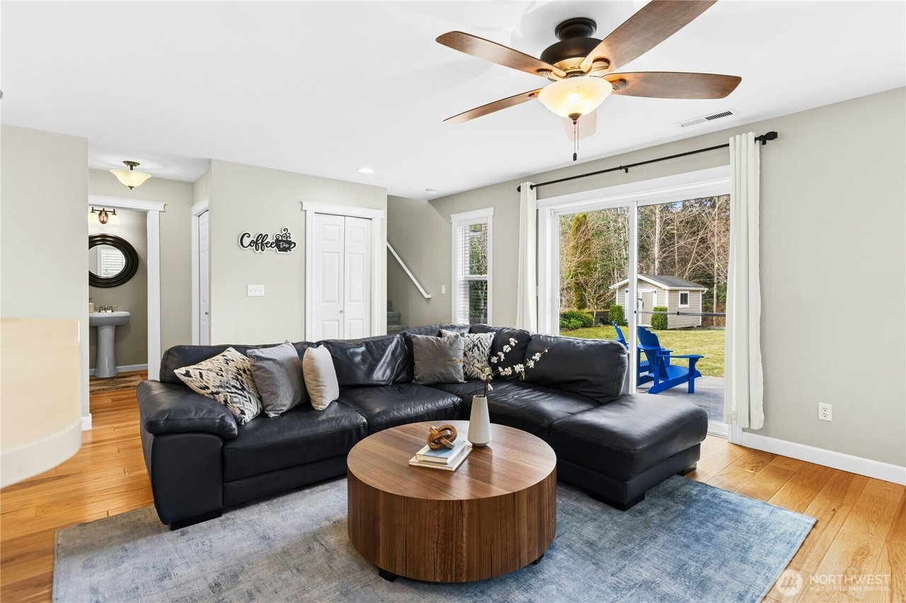 8823 Swenson Avenue SE 