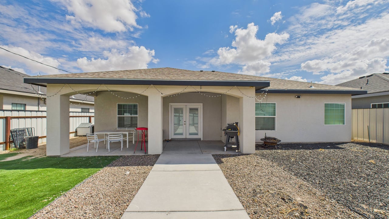1503 Mimosa St.