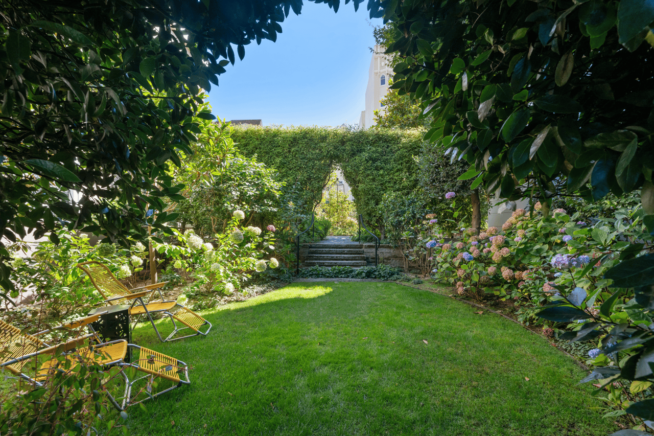 Magnificent Apartment at The Heights