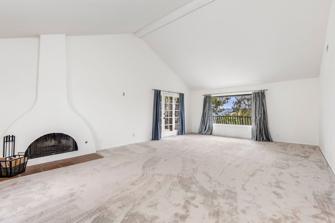 24820 Jacob Hamblin Rd