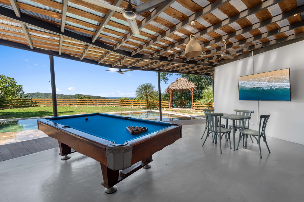 Casa Siempre Surfeando | Ocean Views + 1.45 Acres