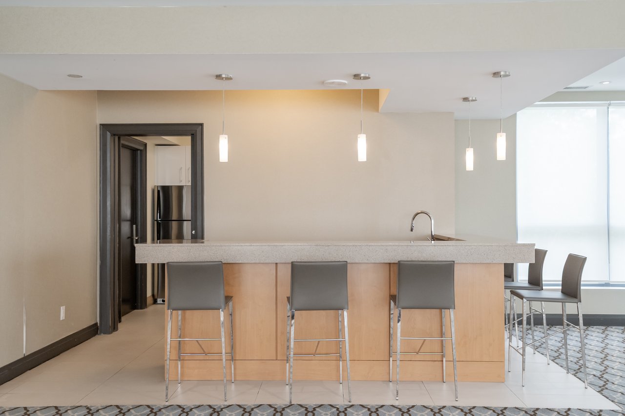 840 Queens Plate Dr 704