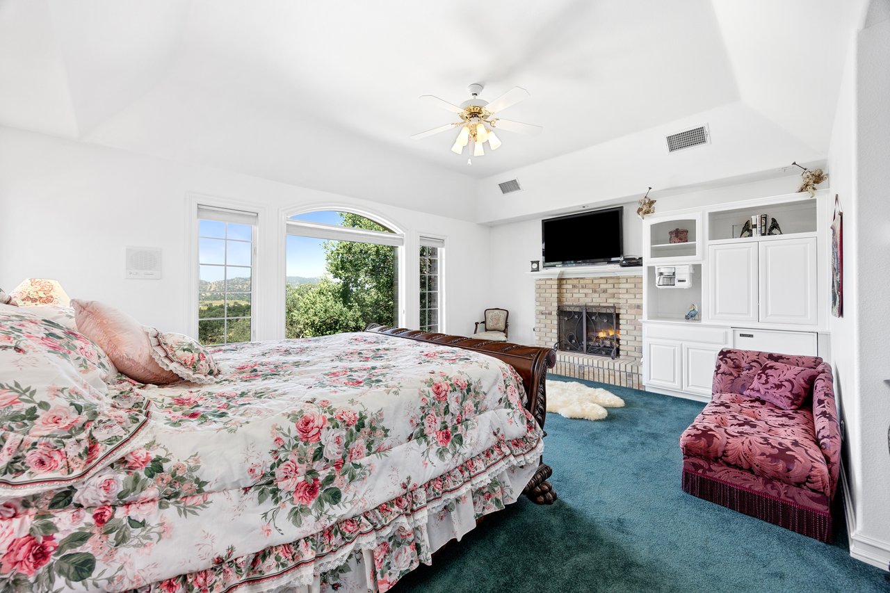24120 Martingale Way 