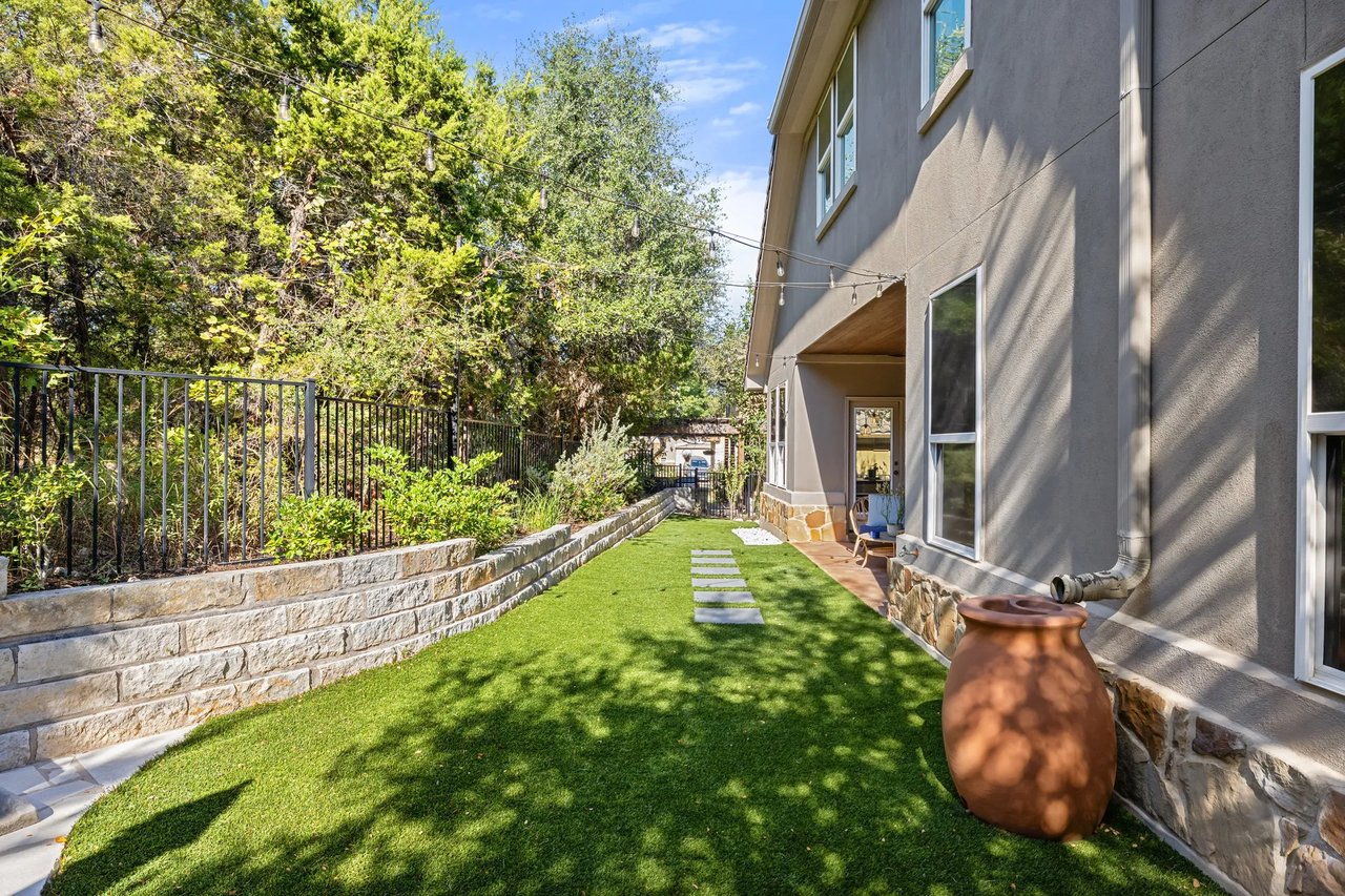 9116 Villa Norte Dr | Mediterranean Luxury in Versante Canyon