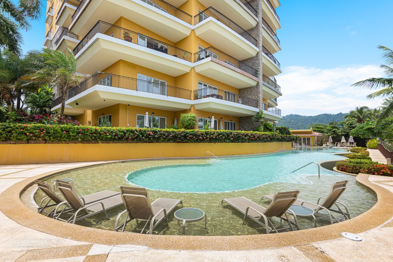Luxury Living with Panoramic Beachfront Views at Vista Las Palmas 3D