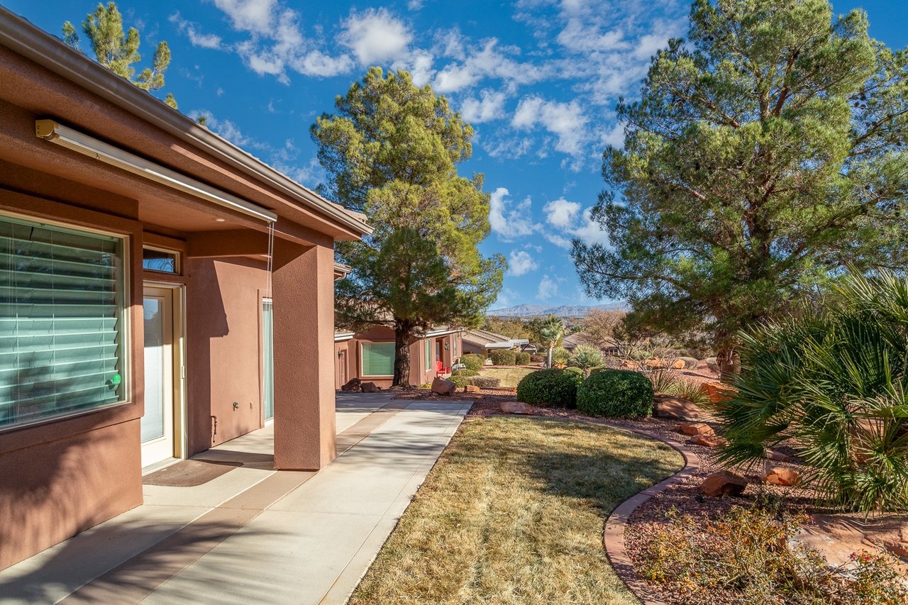 1319 W Red Butte Dr