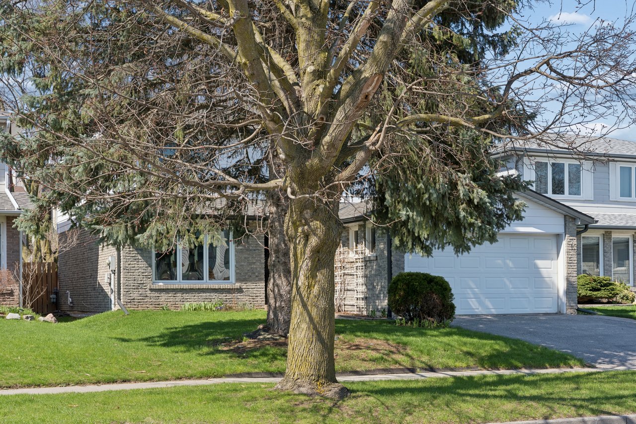 1156 Gloucester Square