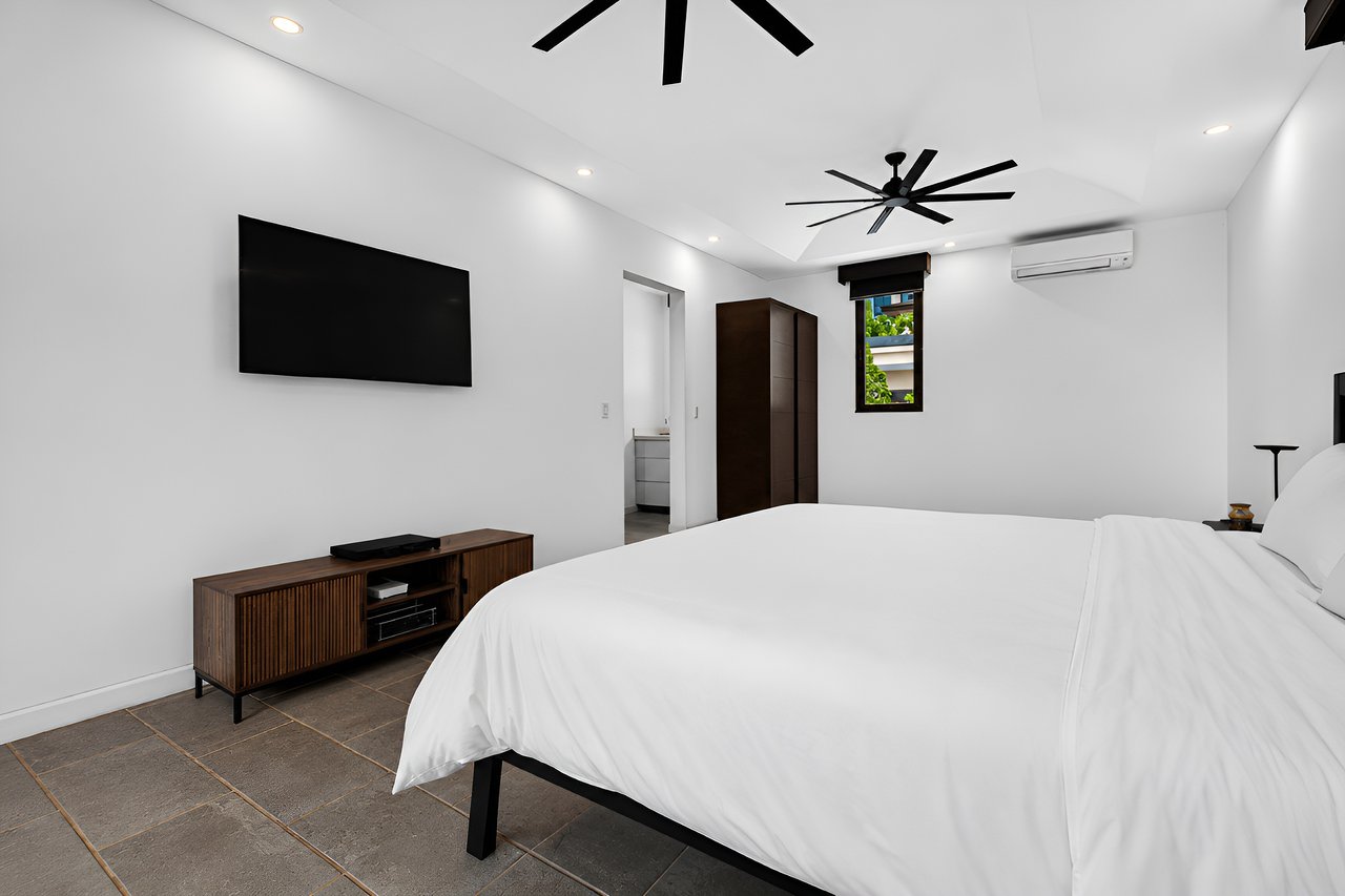 Casa Arcana | Luxury 3BR Condo with Private Pool in Tamarindo Parks | Walk to Beach