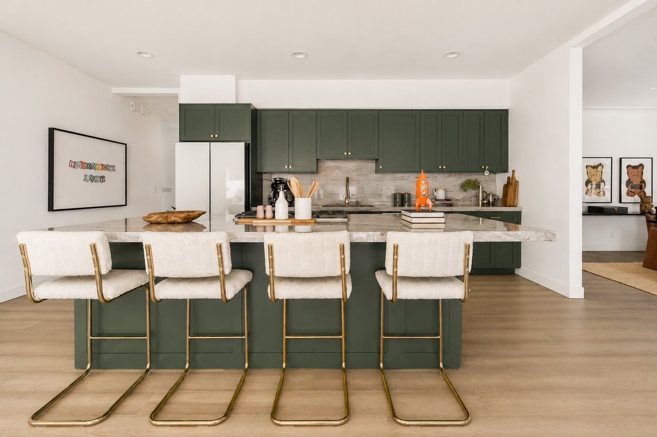 3891 Sepulveda Blvd, Sherman Oaks 