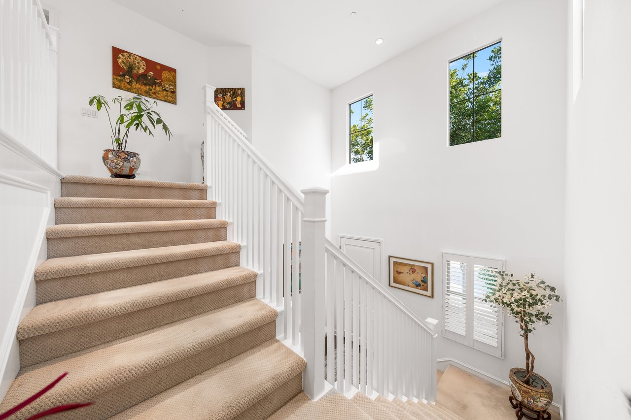 63 Acorn Gln, Irvine, CA 92620