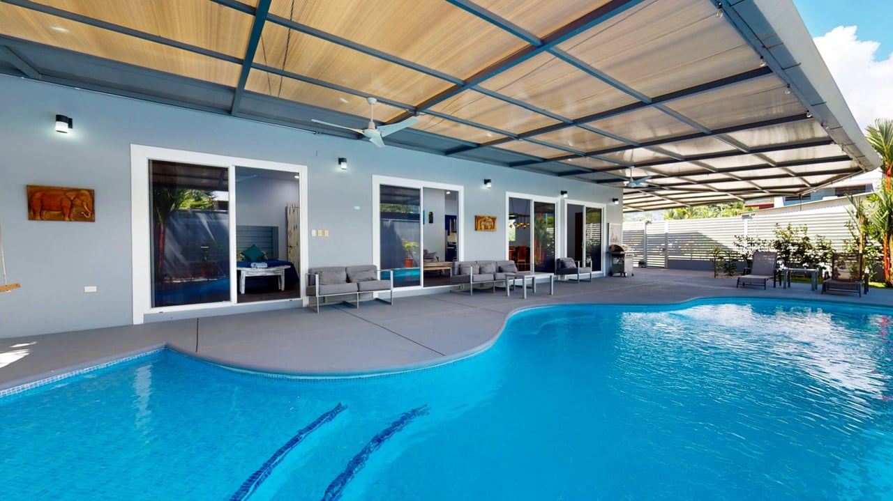 Immaculate 3-Bedroom Home with Pool Near Marino Ballena National Park