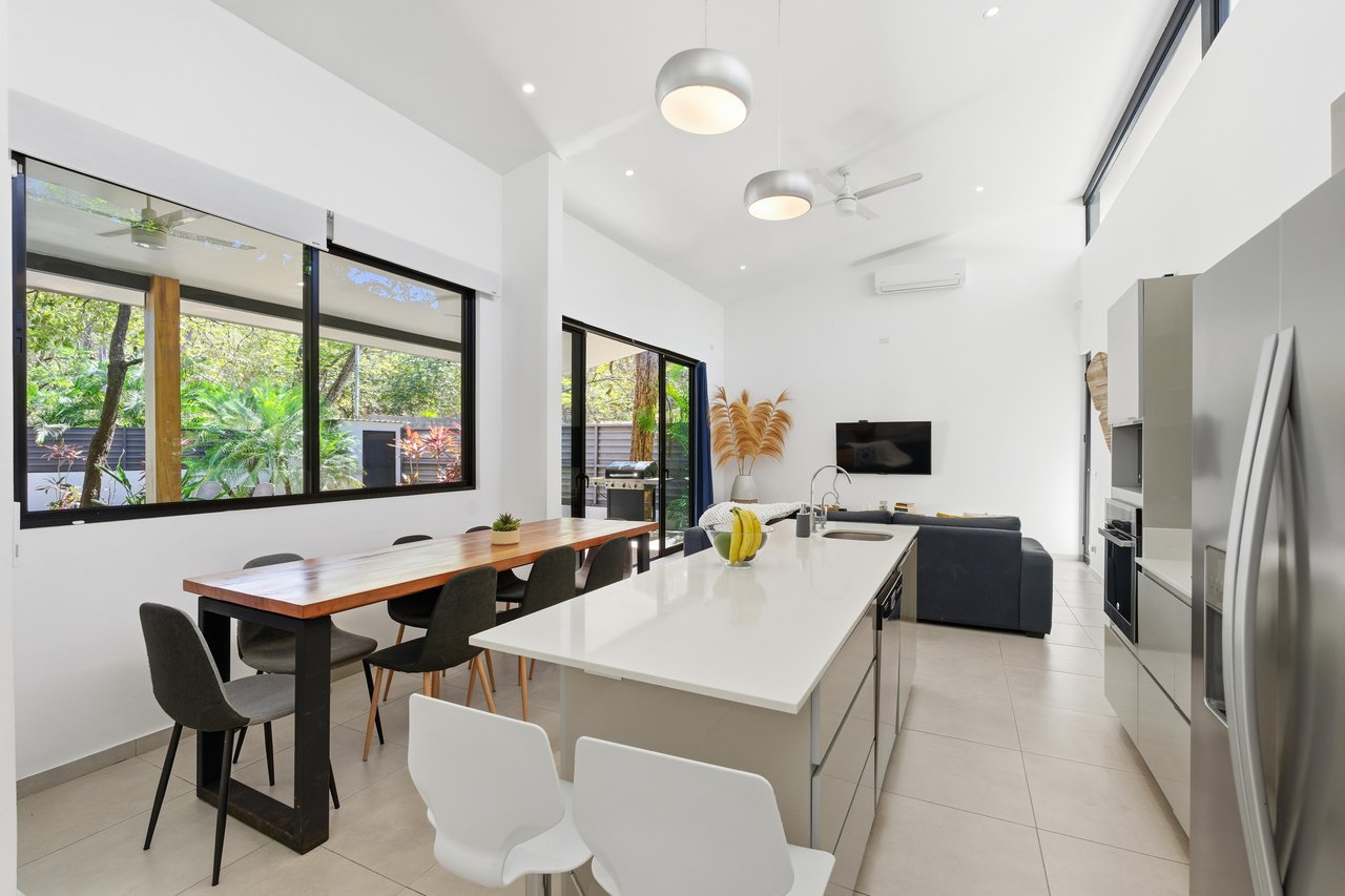 Casa Oasis | Modern Tropical Living Minutes from Tamarindo