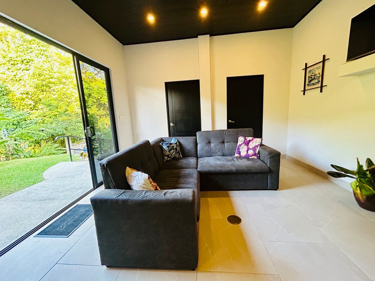 Tropical 2BR Home Near Playa Hermosa Beach | Successful Airbnb Rental in Uvita