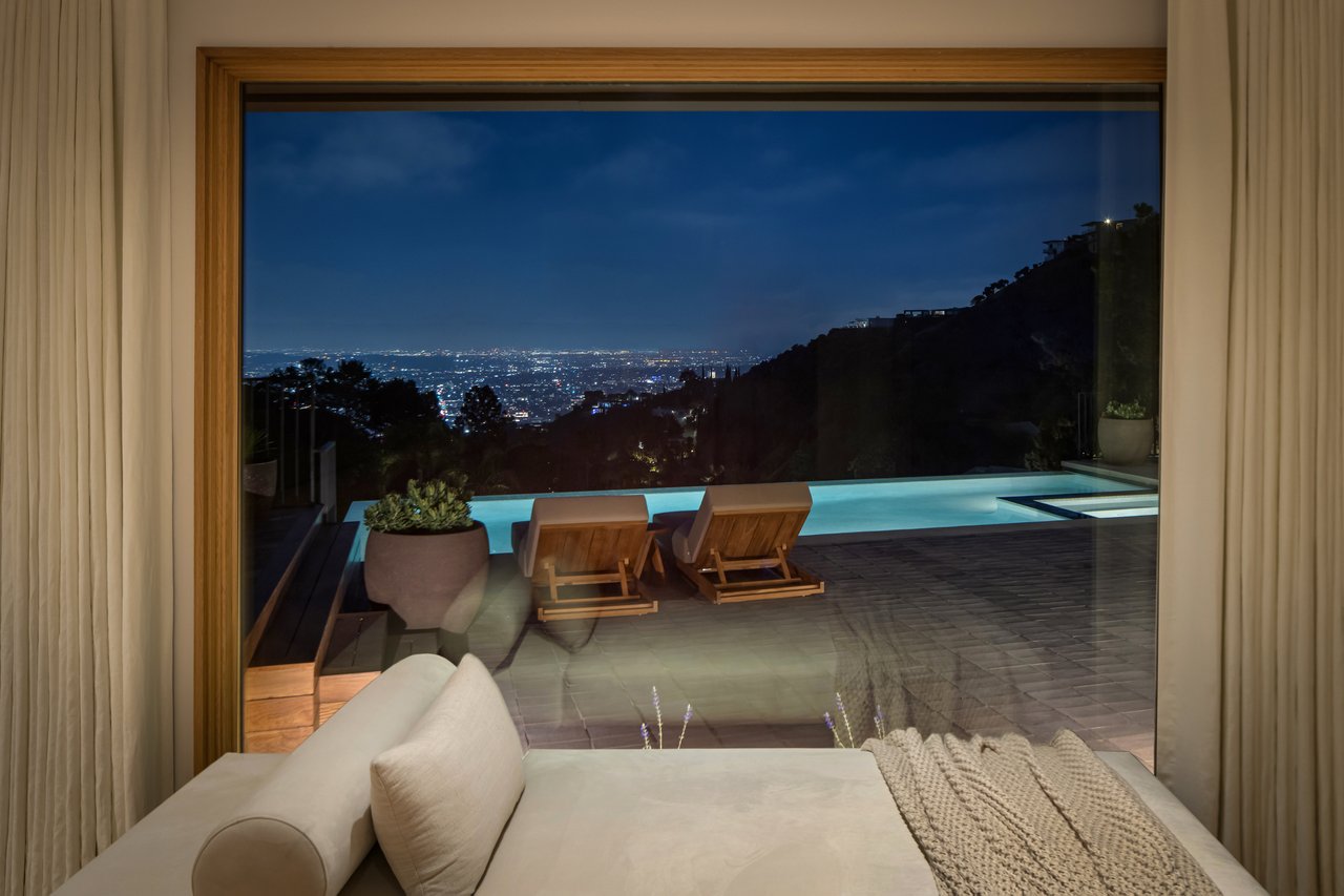 1849 Rising Glen Rd, Sunset Strip