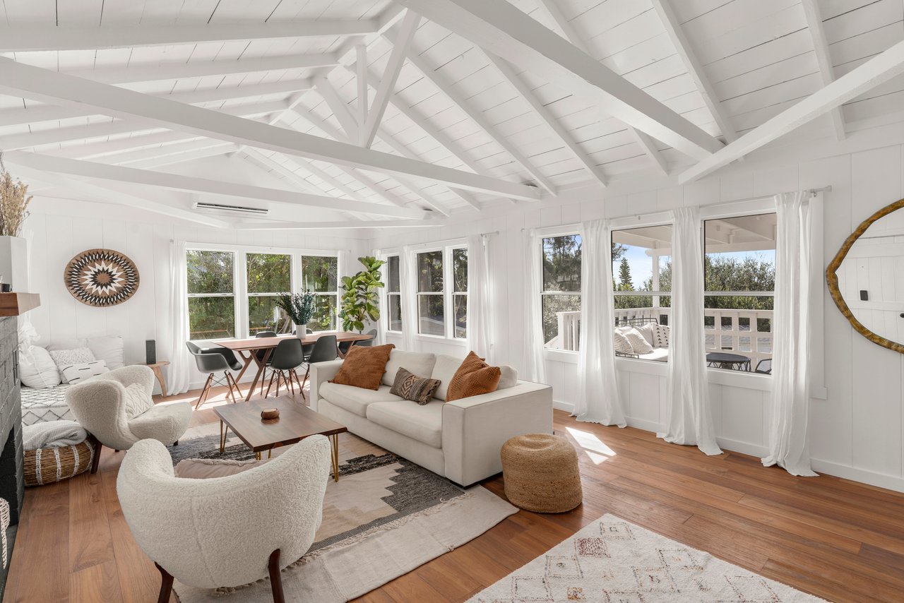 Bungalow On Highland