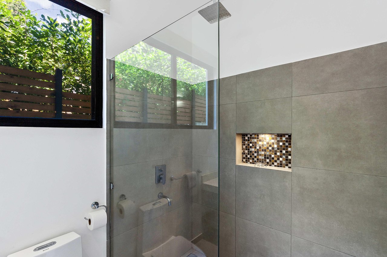 Casa Oasis | Modern Tropical Living Minutes from Tamarindo