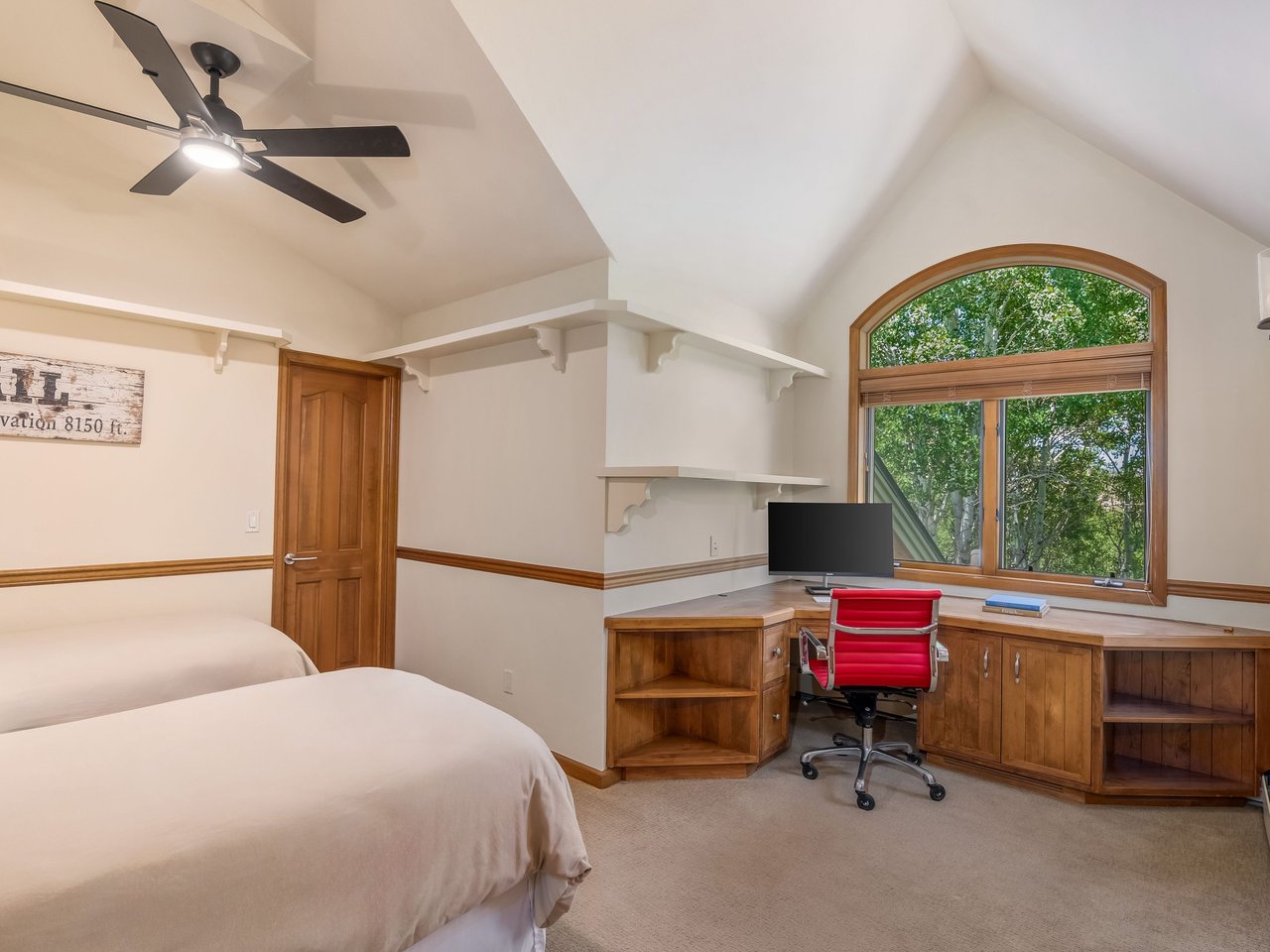 225 Eagle Crest Road