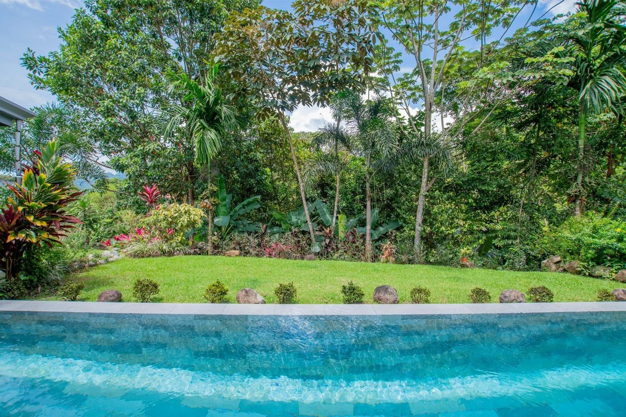 Jungle Sunset Guest House Estate, Ojochal, Puntarenas