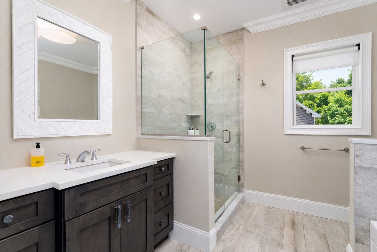 700 Gin Lane, Southold