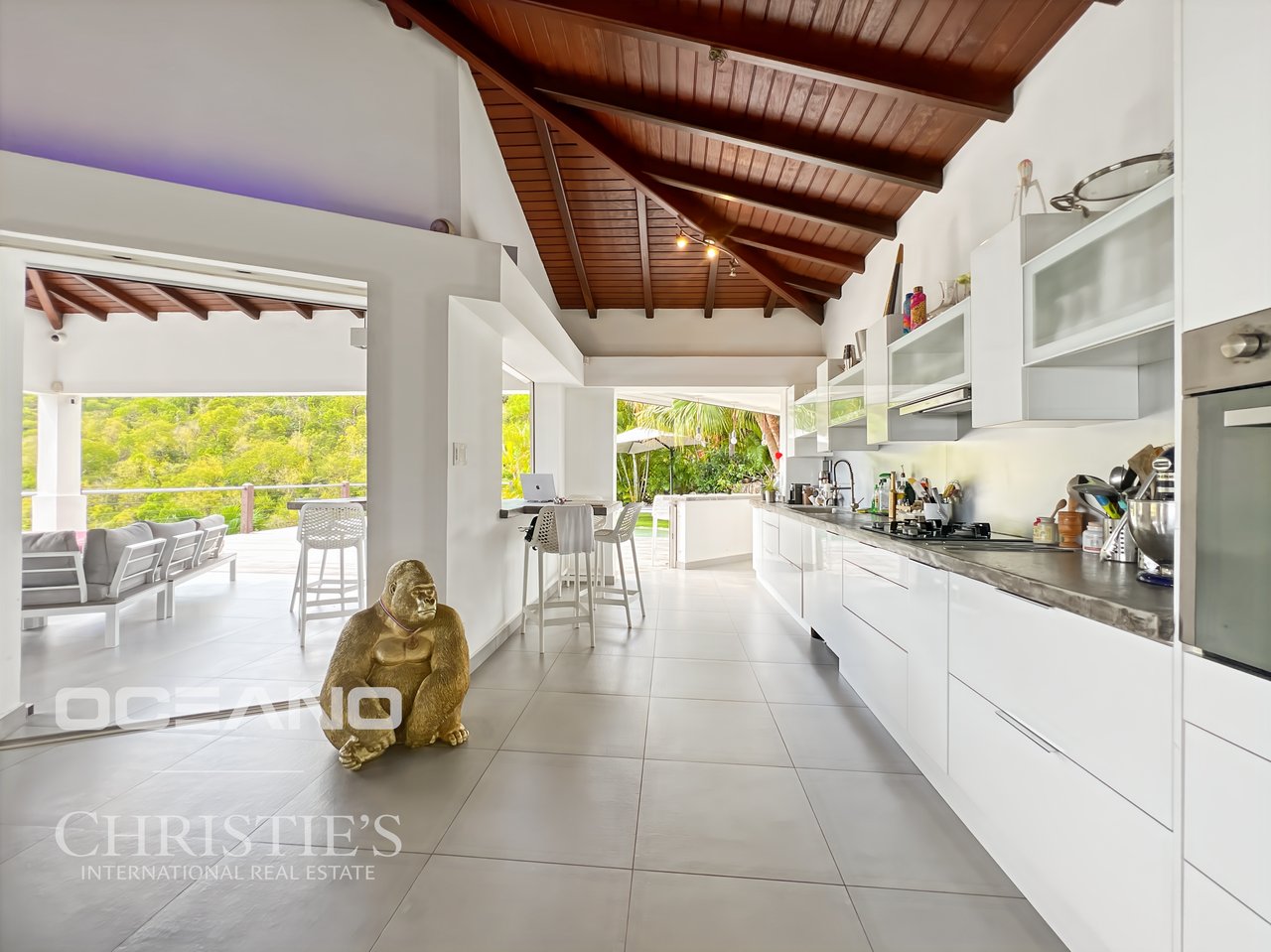 Almond Grove Villa – Ocean and Hillside Views – OCEANO Christie’s International Real Estate