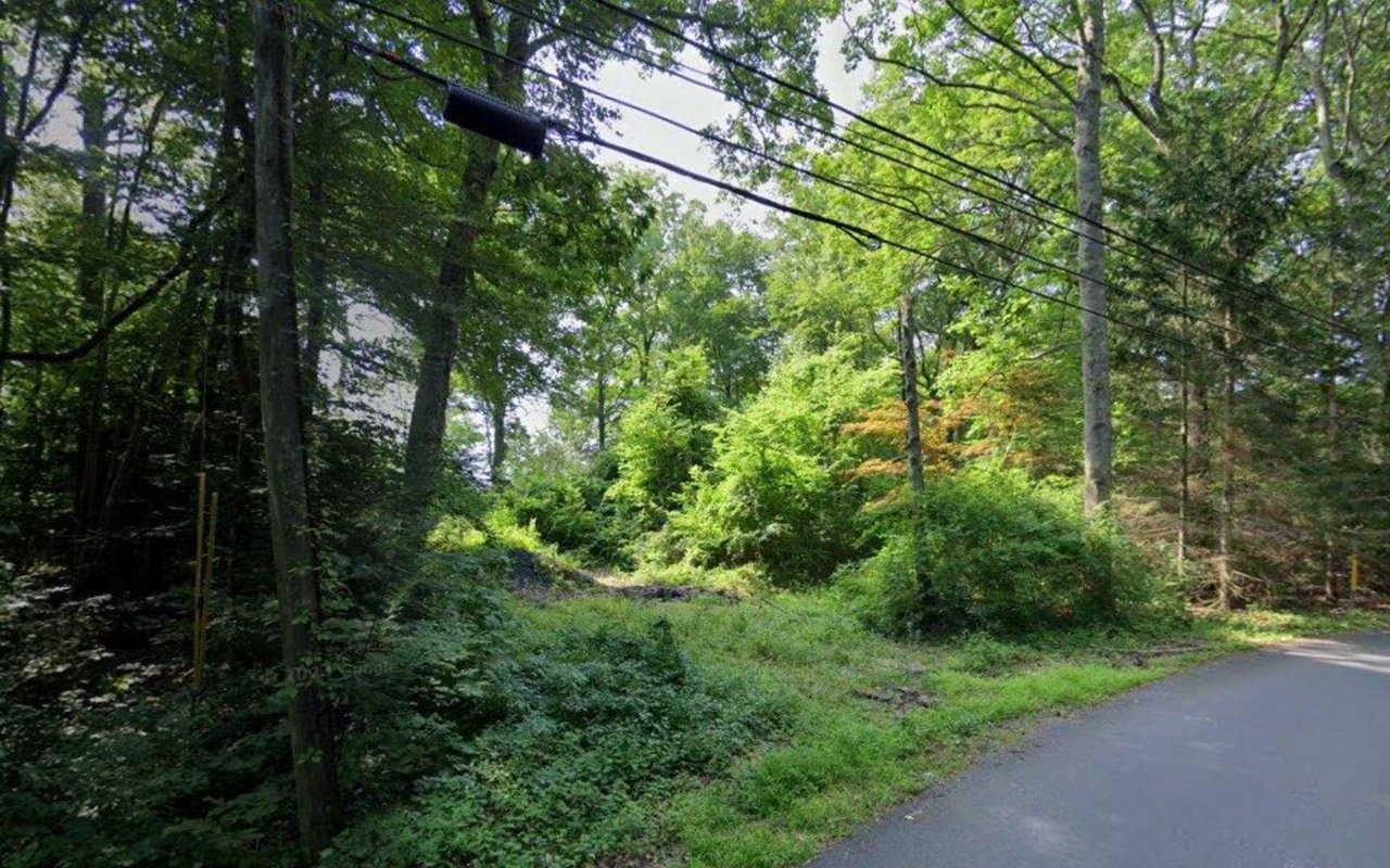 170 Old County Rd