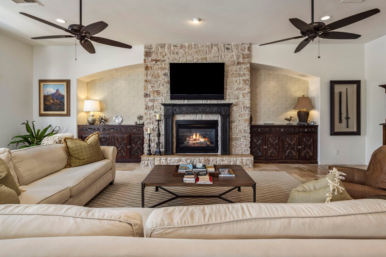 9290 E Thompson Peak Parkway, 110