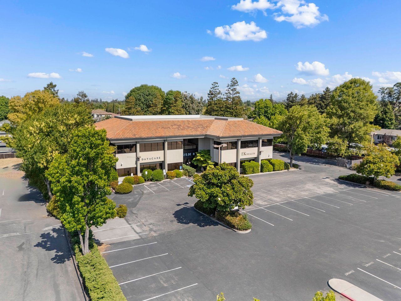 992 S De Anza Blvd