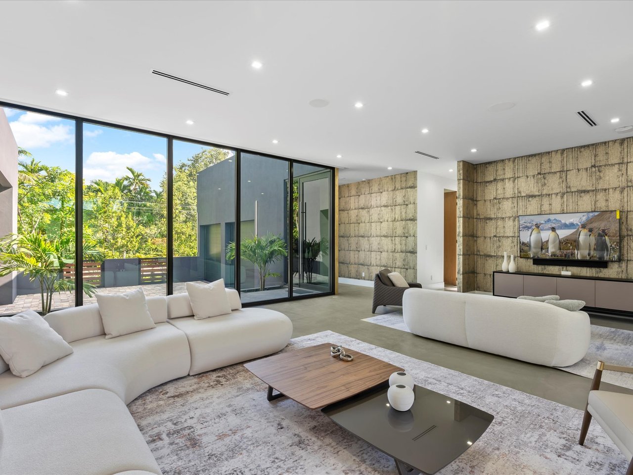 871 NE 83rd Street