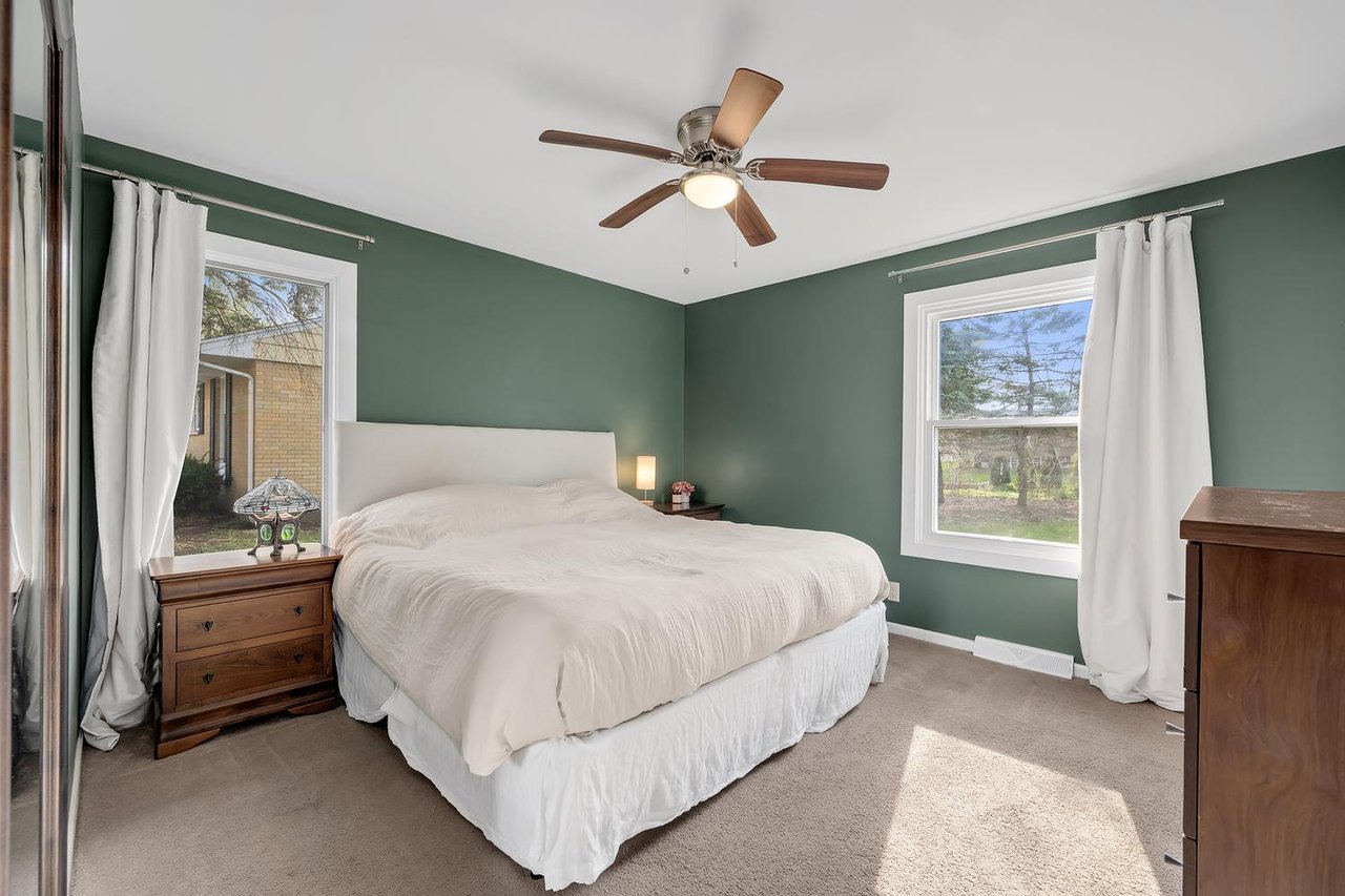 407 10th Ct, St. Charles IL – Under Contract in One Weekend with Multiple Offers