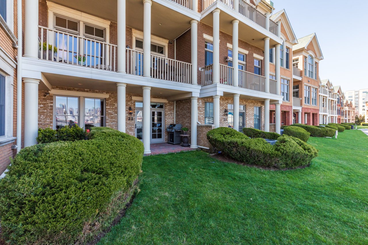 The Brownstones at Port Imperial