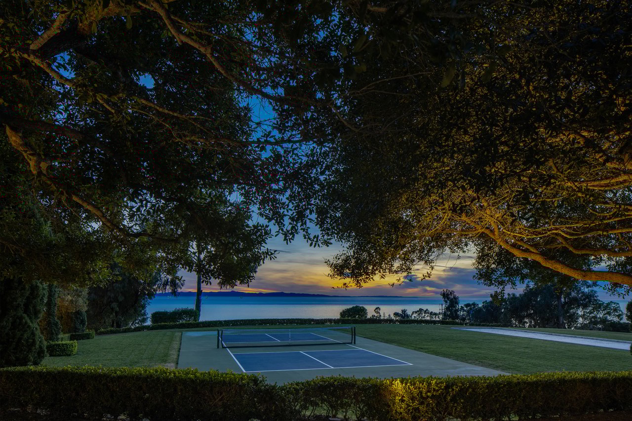 120 Montecito Ranch Ln