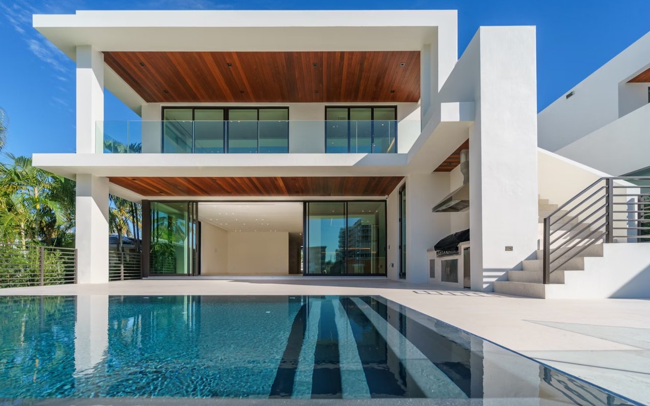 Inside the Most Luxurious Homes in Lakewood Ranch