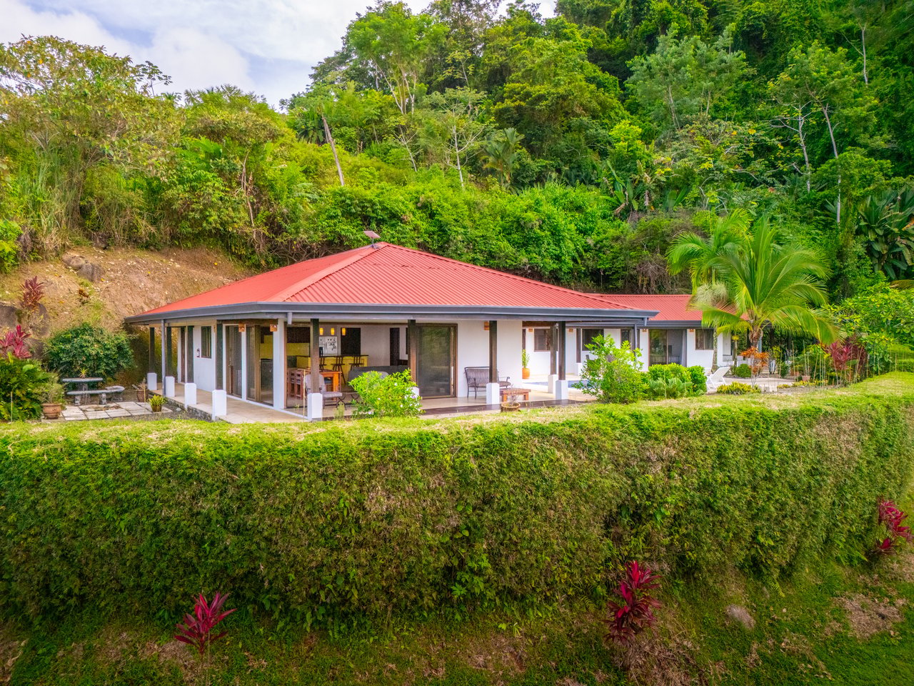 3 Bedroom home in Cinco Ventanas with Incredible Ocean View!