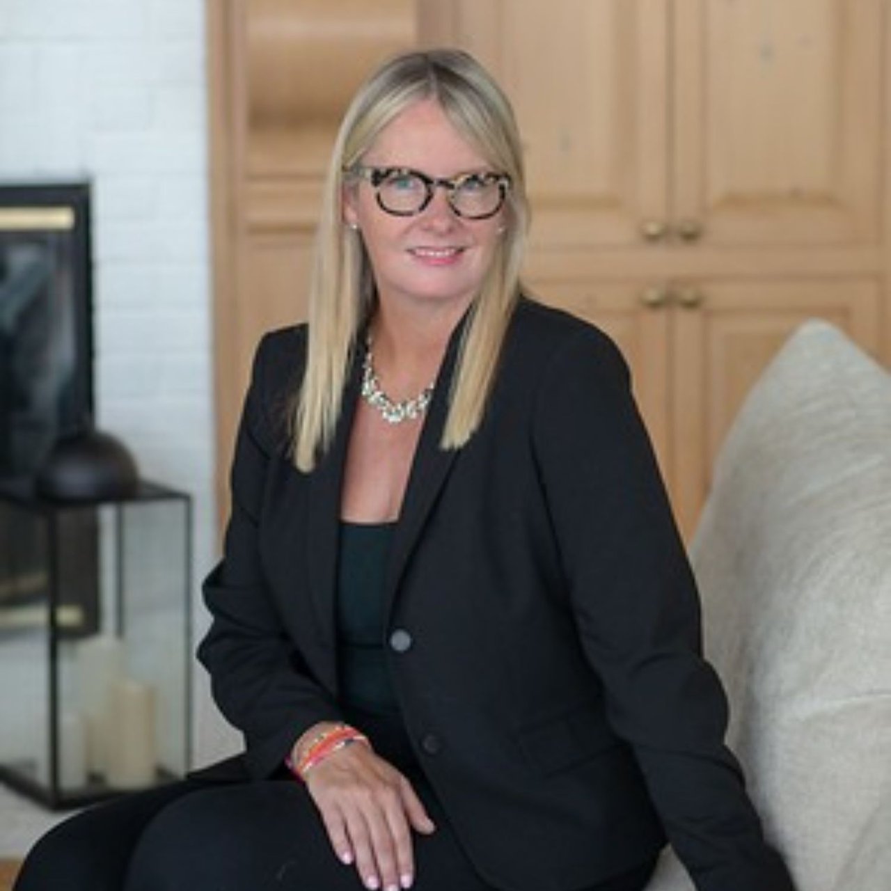 Eileen Vandervelde Green Lake, WI Real Estate Agent Headshot