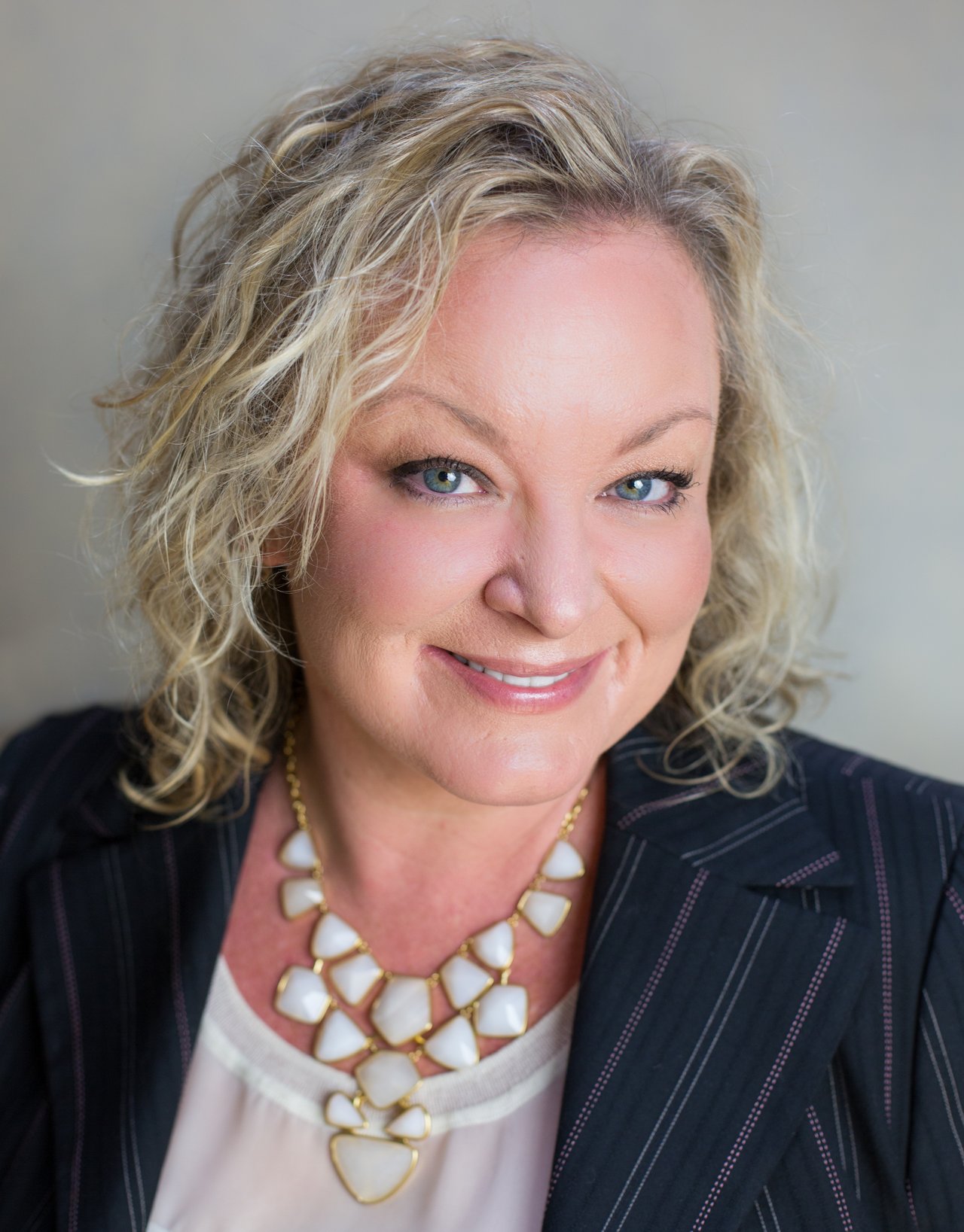 Tori Smith Port Orchard, WA Real Estate Agent Headshot