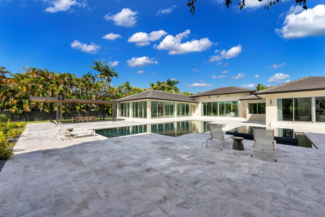 JUST LISTED: Modern Luxury Estate at 11240 SW 95th Street