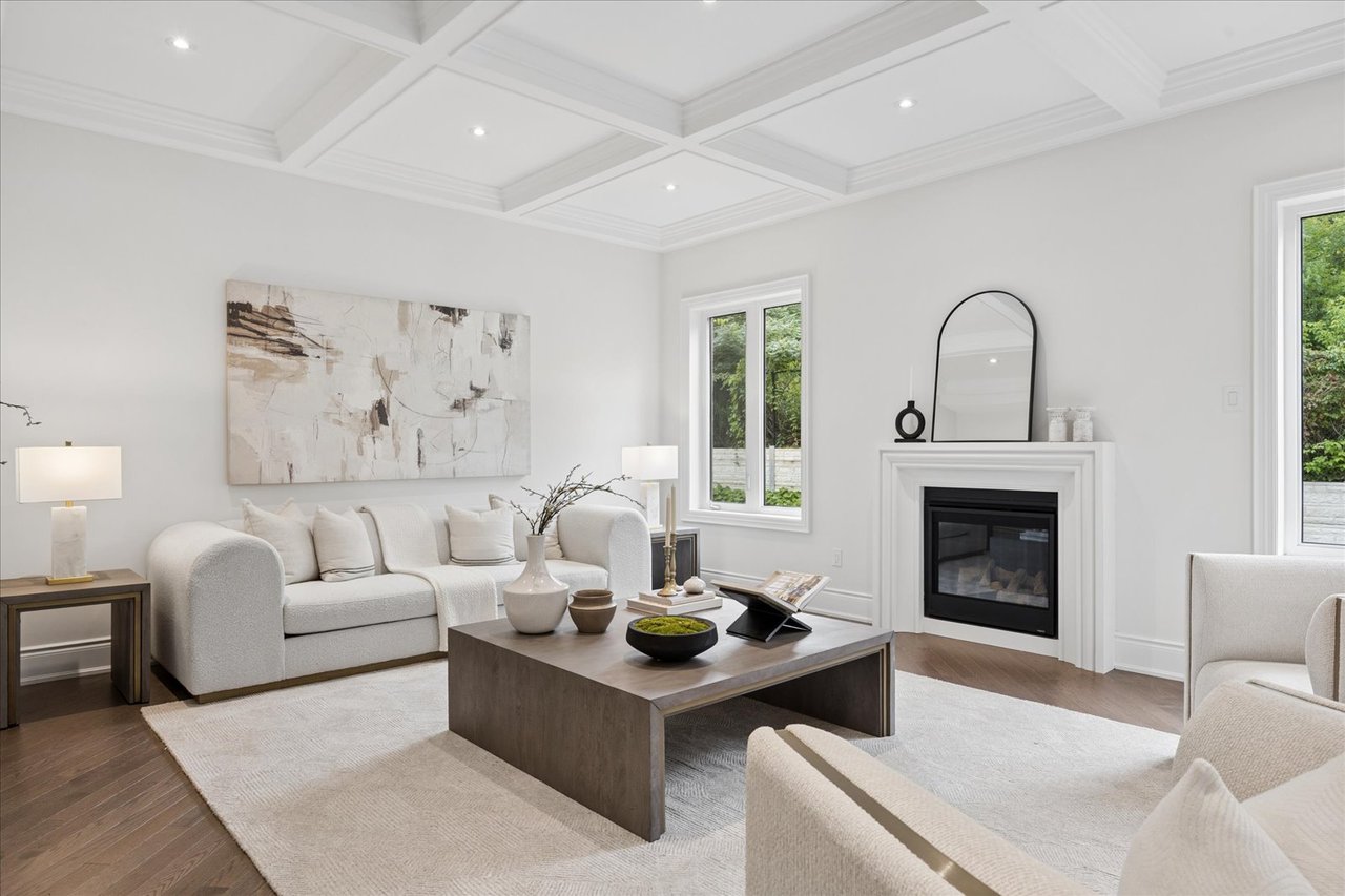 72 Silk Twist Drive, East Gwillimbury