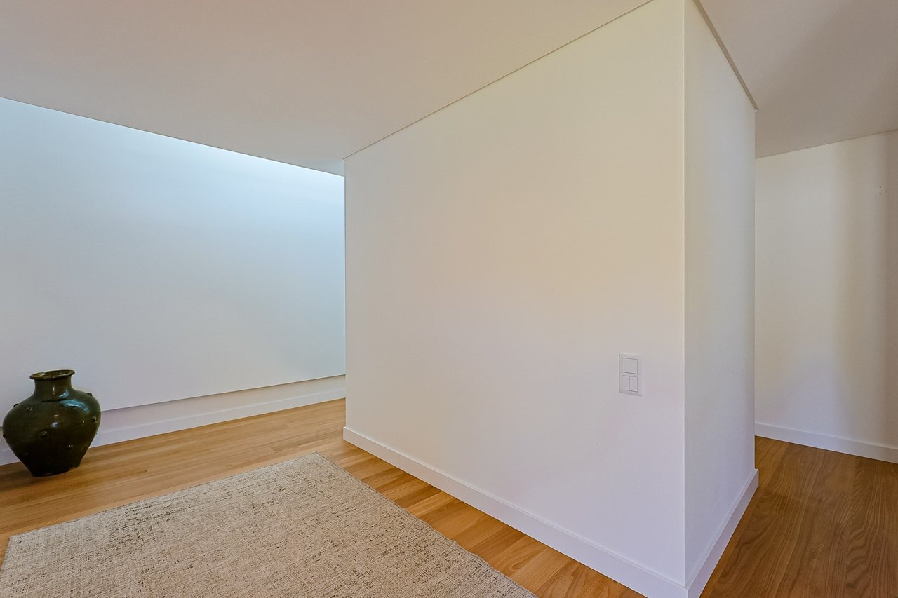 Japanese-Inspired Villa in Bom Sucesso Resort, Óbidos