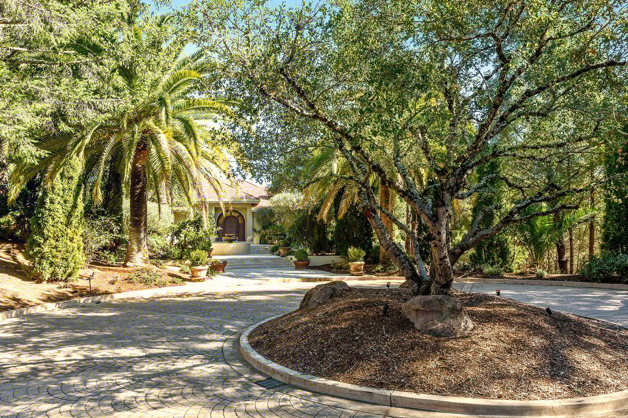 369 Kortum Canyon Rd