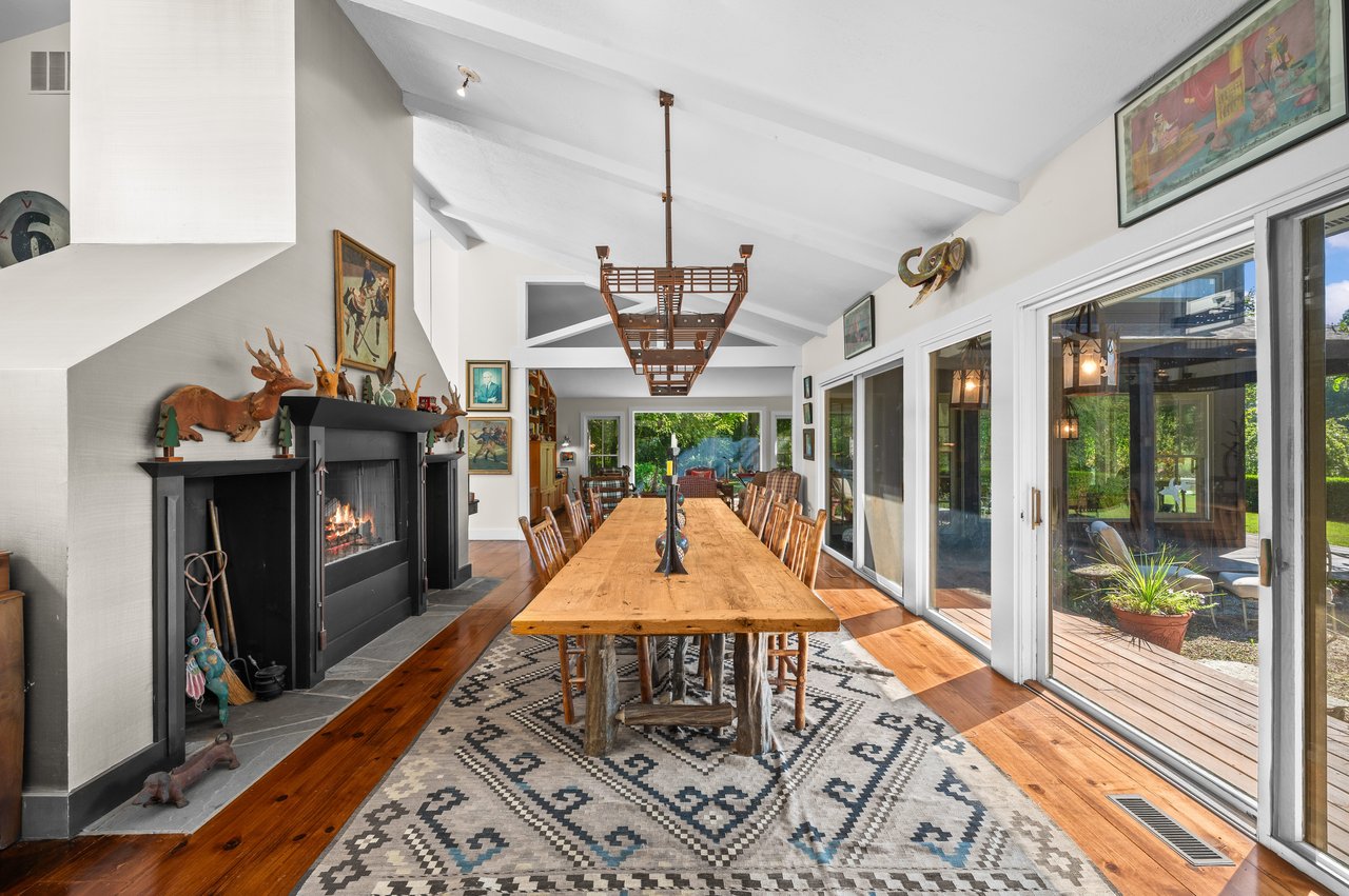 2408 E 800 N, La Porte, IN 46350