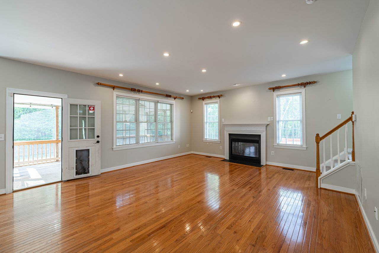 6229 Ginda Terrace