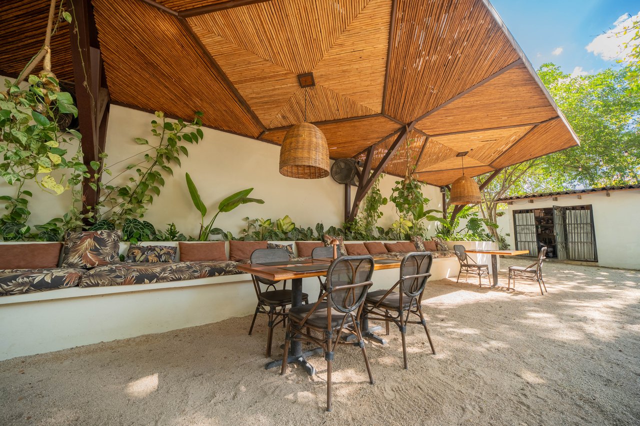 Hotel Curiol | Turnkey Boutique Jungle Hotel with Restaurant & Bar in Potrero