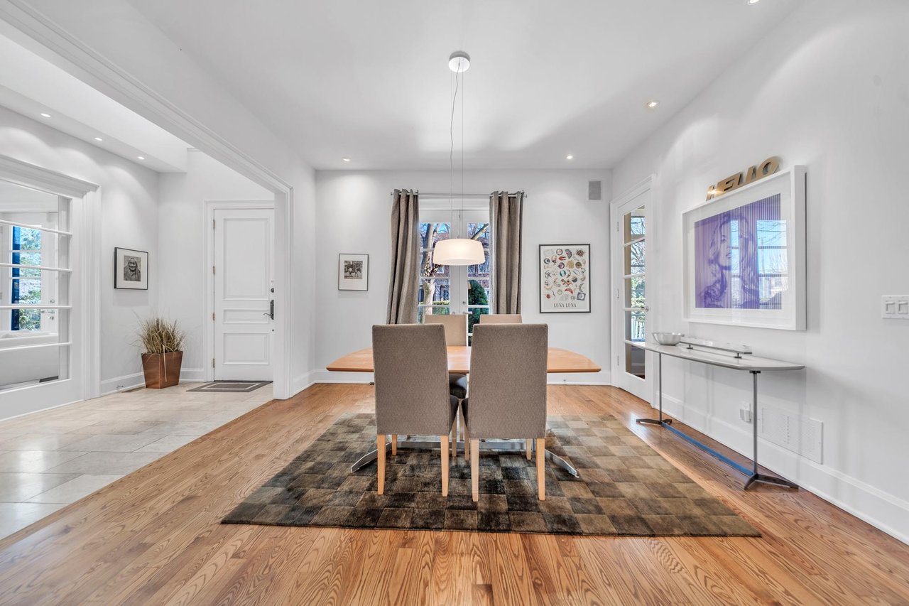 Sun-Filled Corner Lot