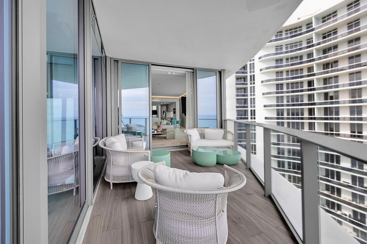 Luxury Home In The Sky | Ritz-Carlton Residences