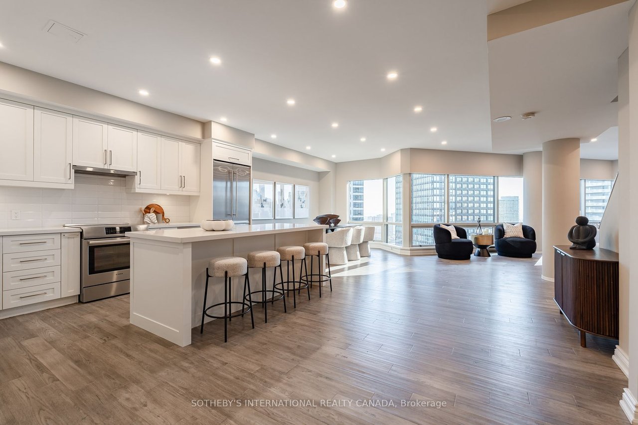 PENTHOUSE IN THE SKY