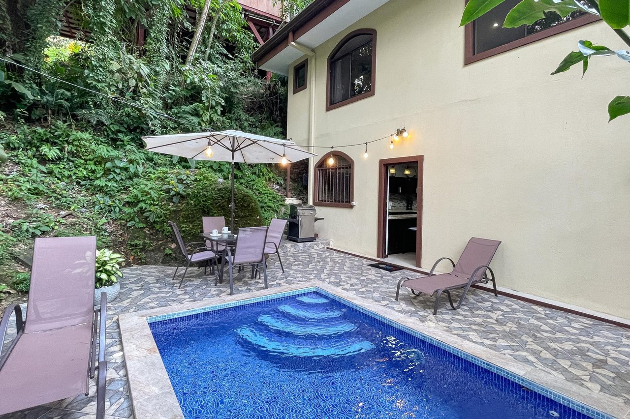 Manuel Antonio 3 bedroom- 3 bath with pool in Gated Development 