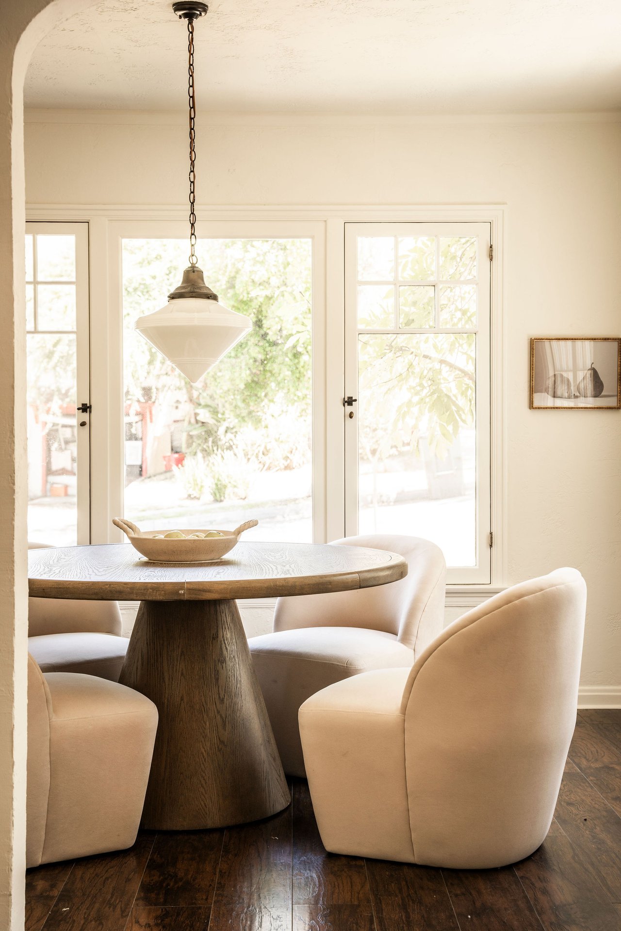 Charming 1928 Stucco Bungalow in the Heart of Pasadena