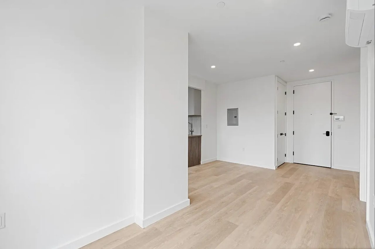 172-02 Hillside Avenue #3A